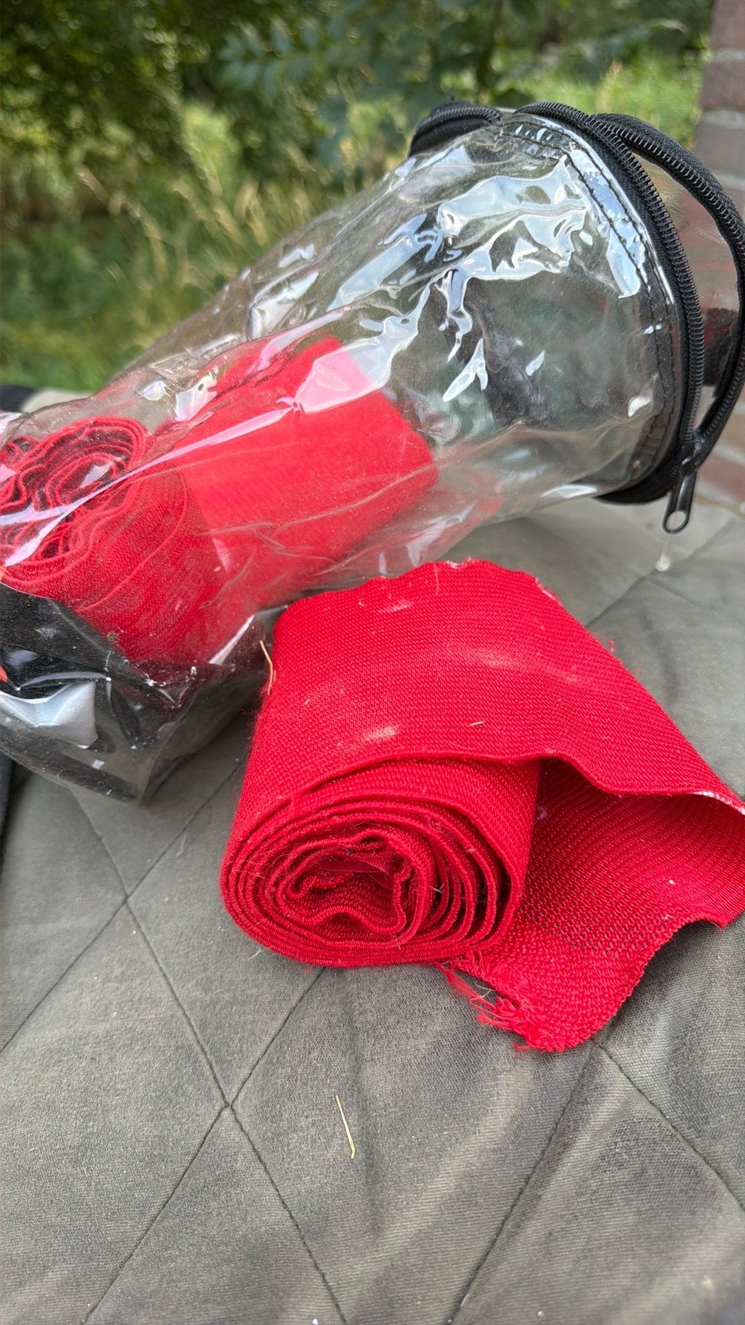 Rode bandages, Ophalen, Zo goed als nieuw