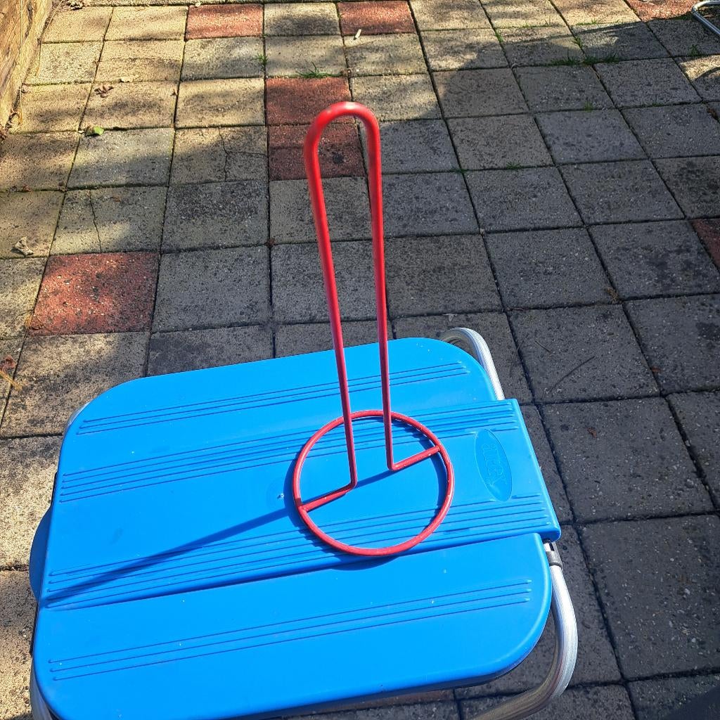 Houder voor keukenrol, in schuur of keuken., Overige typen, Ophalen, Rubber/elastomeren, Rood