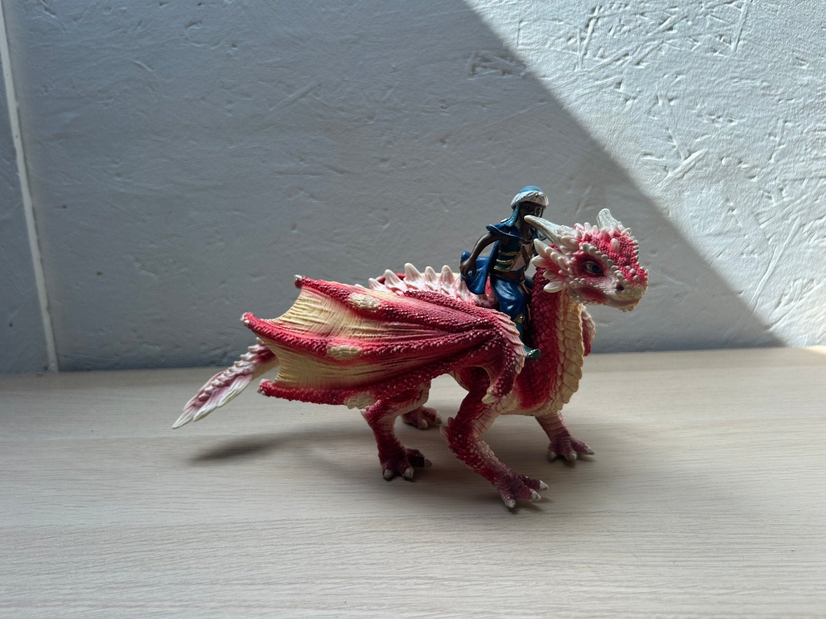 Schleich draak + drakenrijder, Verzamelen, Ophalen of Verzenden, Zo goed als nieuw, Paard, Beeldje of Figuurtje