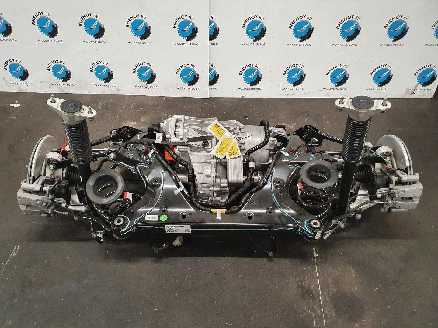TESLA MODEL 3 AWD Long Range Dual Motor  WIELOPHANGING COMPL