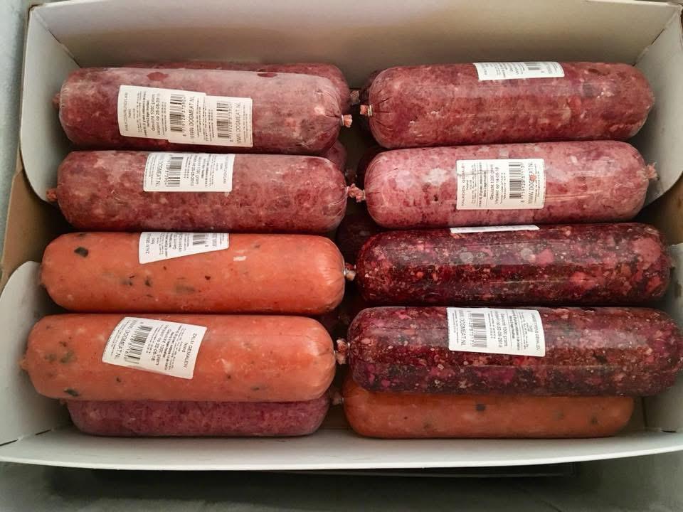KVV mixdozen Dogmeat, Dieren en Toebehoren, Ophalen, Hond