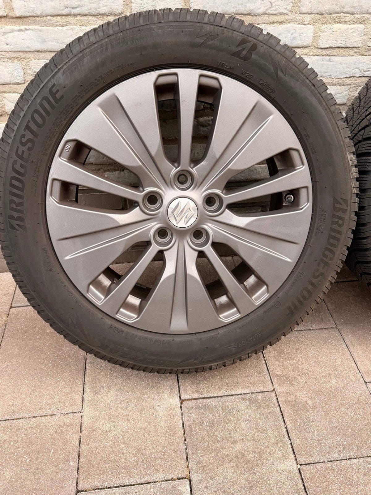 Winterbanden met originele velgen voor Suzuki Vitara/S-Cross, Ophalen, Banden en Velgen, 17 inch, Winterbanden