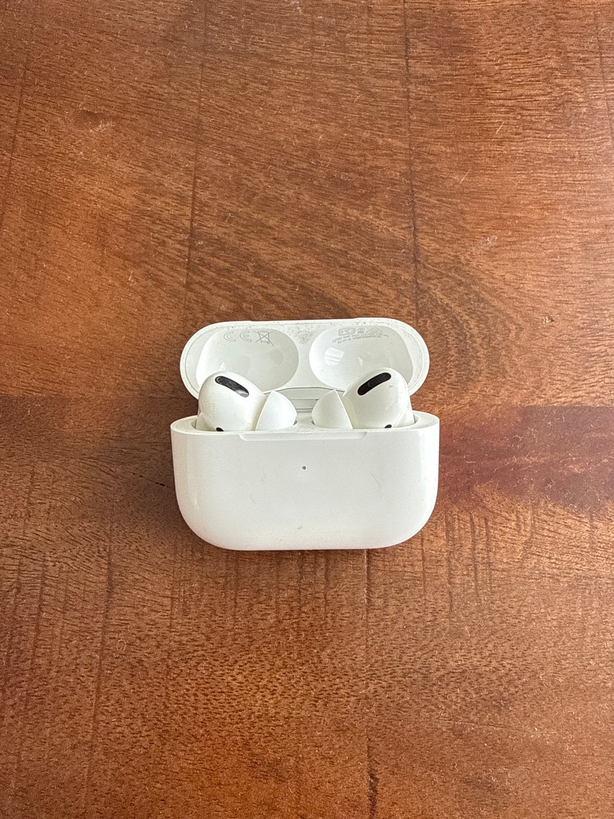 Apple AirPods Pro (1e generatie) met oplaadcase, In-ear, Gebruikt, Bluetooth, Ophalen of Verzenden