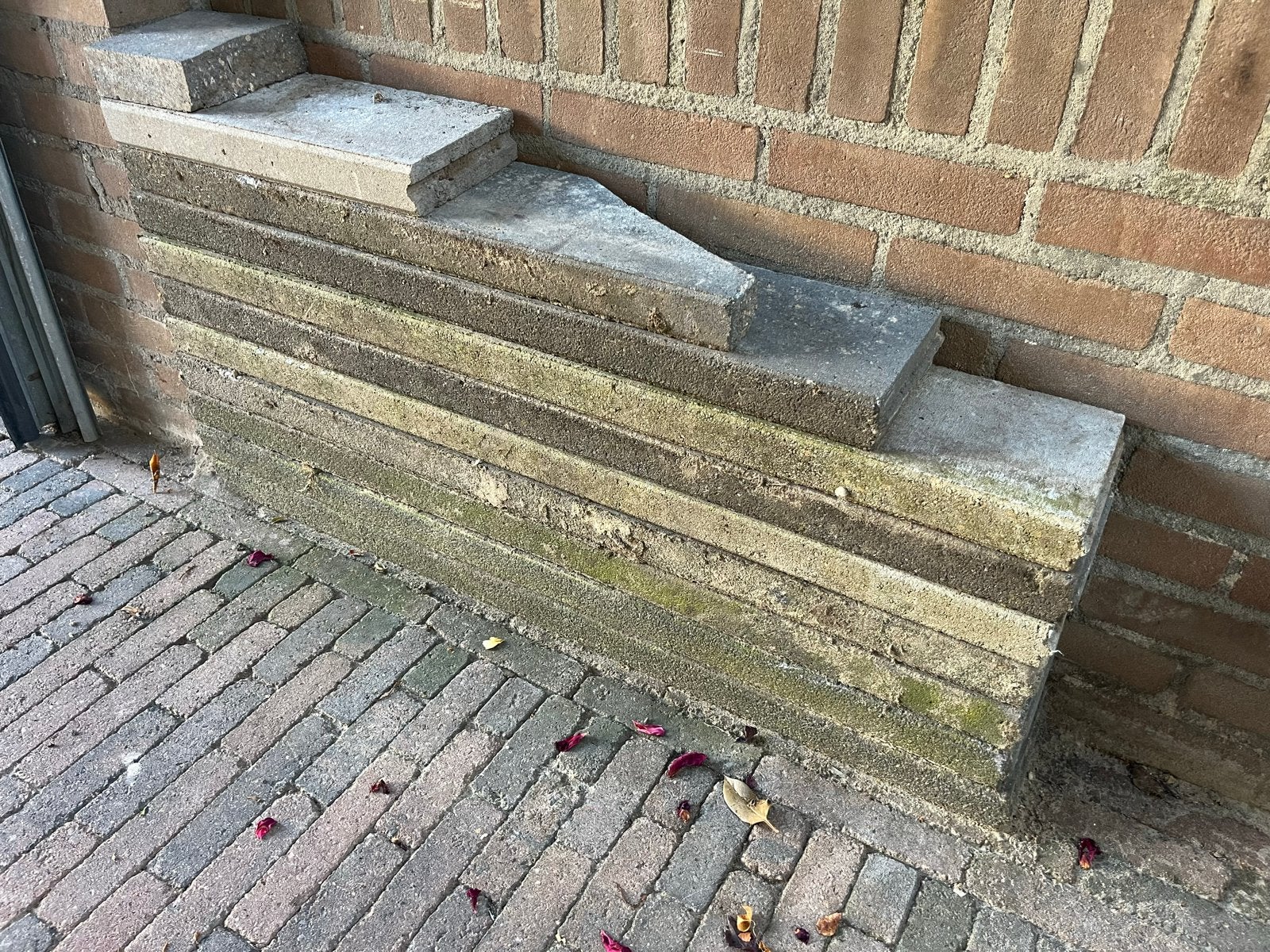 Gebruikte terrastegels van beton, Tuin en Terras, Tegels en Klinkers, Ophalen, Gebruikt, Overige typen, Minder dan 5 m²