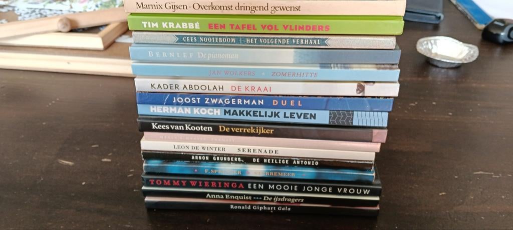 16 Boekenweekgeschenken, Boeken, Boekenweekgeschenken, Ophalen of Verzenden, Gelezen