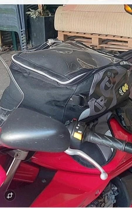 Motor tanktas CIRCUI magneetbevestiging, Motoren, Ophalen of Verzenden, Gebruikt