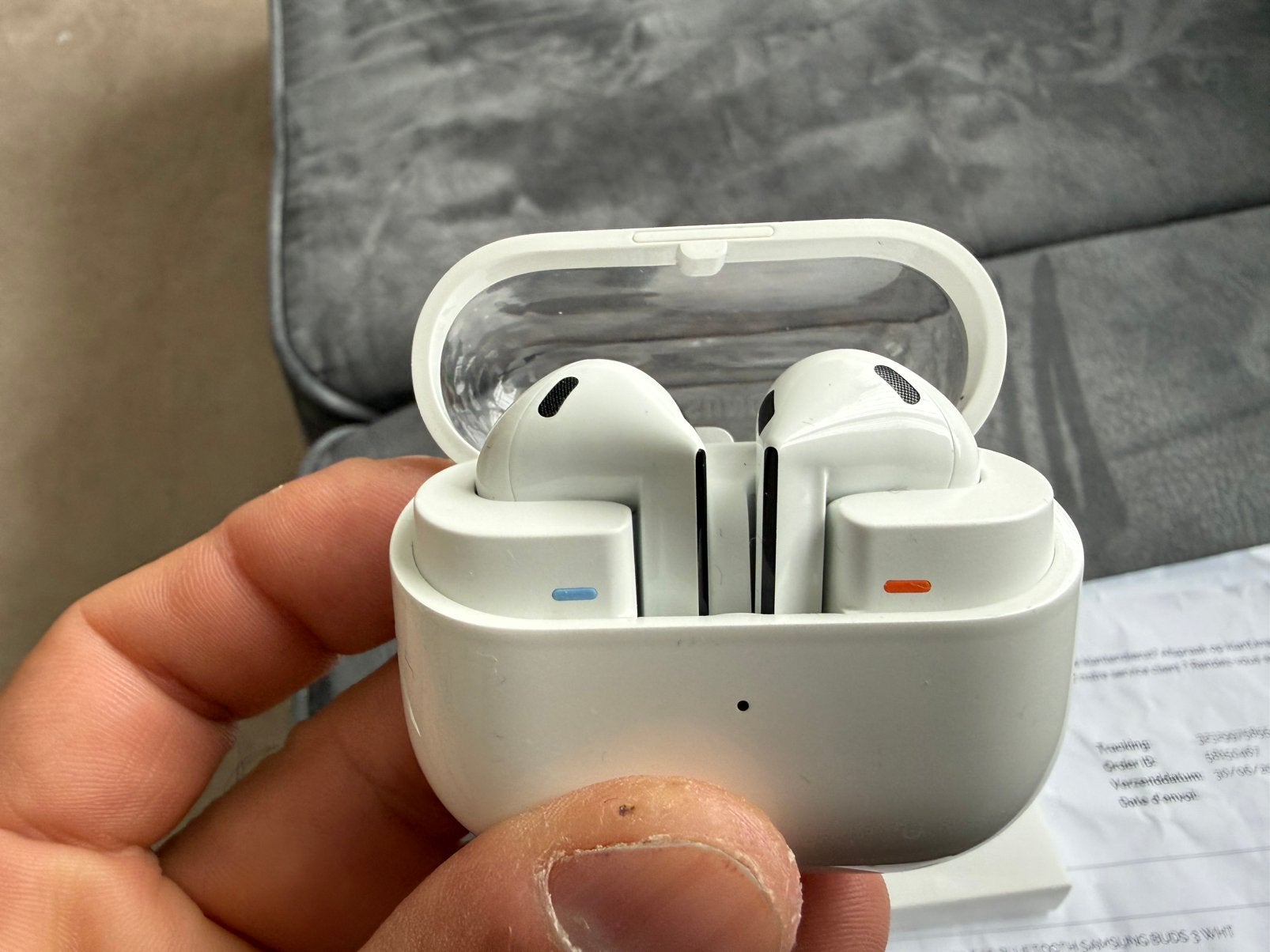 IN-EAR BLEUTOOT SAMSUNG BUDS 3 WHT topstaat met bon, Ophalen, In gehoorgang (in-ear), Bluetooth, Zo goed als nieuw