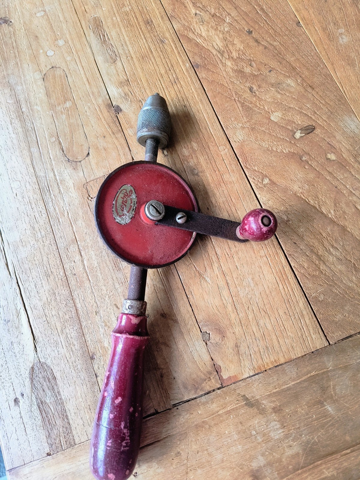 Vintage handboor, Ophalen