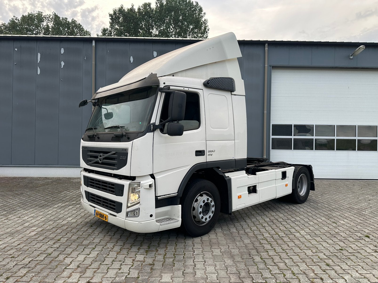 Volvo fm 330 eev 4x2, Automaat, Euro 5, Wit, Bedrijf