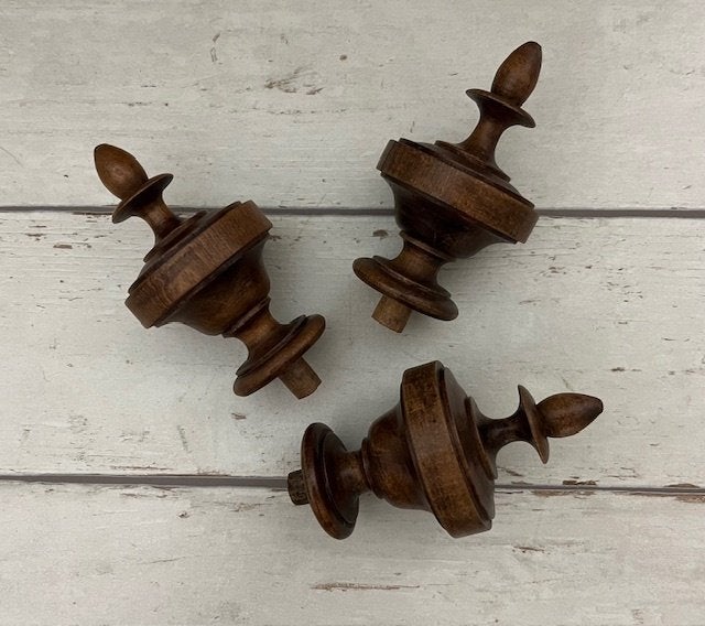 Set Franse eikenhouten siertorentjes hout draaiwerk, Antiek en Kunst, Antiek | Woonaccessoires, Ophalen of Verzenden