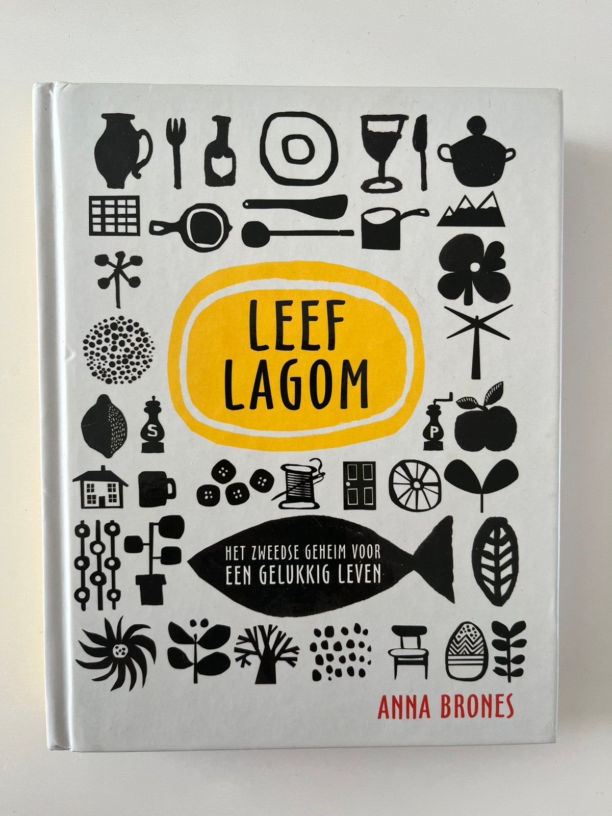 Anna Brones - Leef Lagom, Anna Brones, Ophalen of Verzenden, Zo goed als nieuw, Mode algemeen