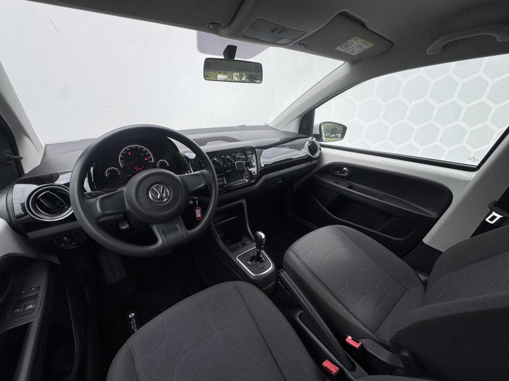 Volkswagen Up! 1.0 high up! BlueMotion ASG Automaat DSG, Auto's, Stof, Gebruikt, 4 stoelen, Wit