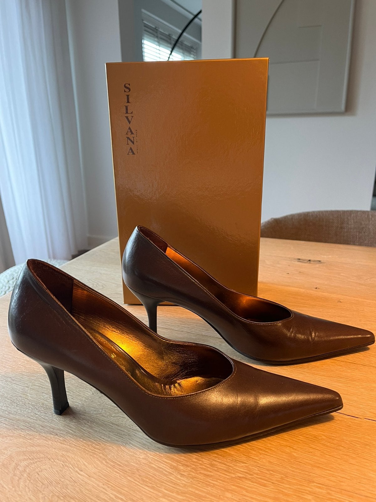 Silvana pumps. Bruine hakken pumps.  Nieuw. Bruin. Maat 40., Pumps, Bruin, Nieuw, Ophalen of Verzenden