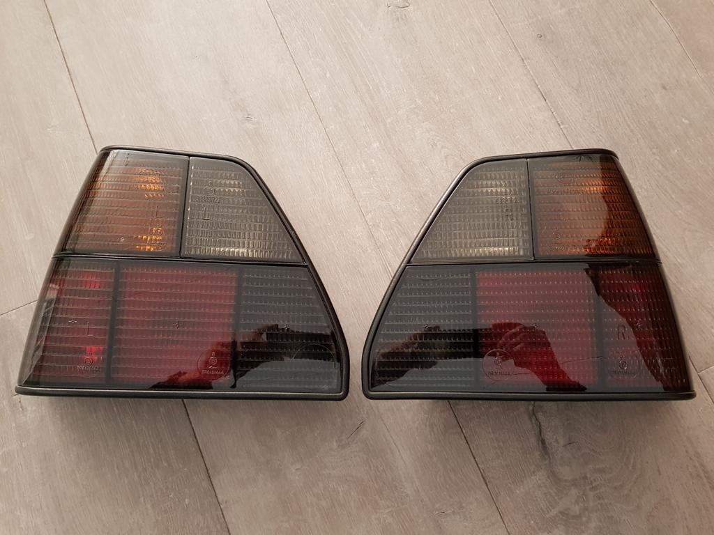 Donkere hella achterlichten golf 2 mk2 gti 16v g60 vr6, Auto-onderdelen, Ophalen of Verzenden