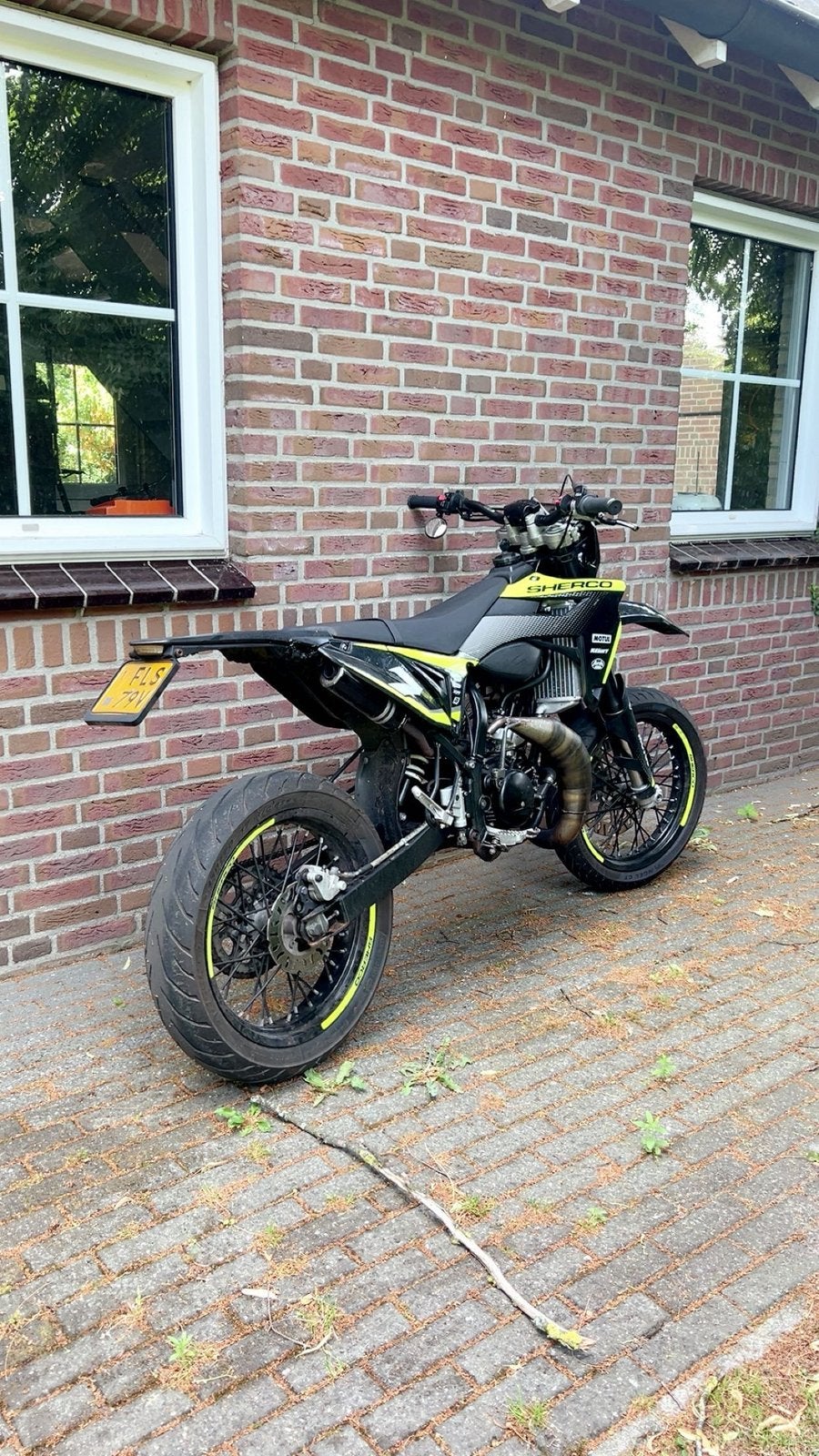 Sherco SM-RS 50 - Inclusief helm, Ophalen, 50 cc, 5 versnellingen