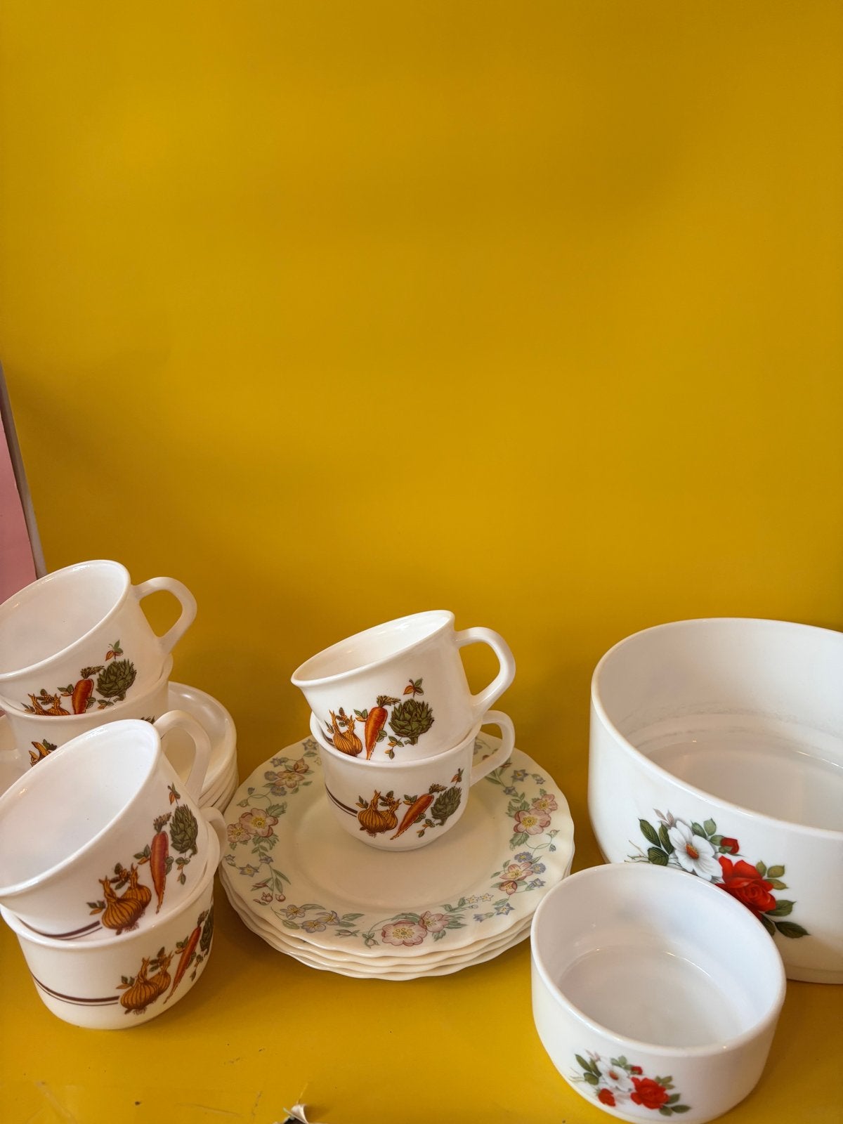 # 15 Vintage Arcopal servies gemixt, 16-delig, mooie staat, Ophalen of Verzenden