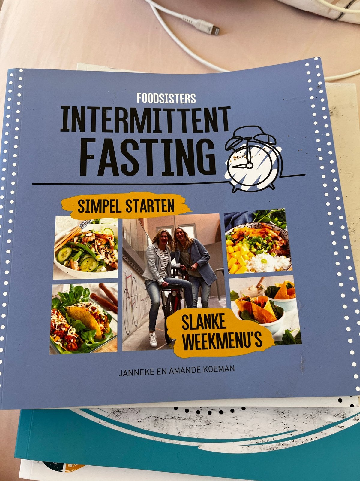 Foodsisters Intermittent Fasting: Simpel Starten, Boeken, Ophalen of Verzenden, Zo goed als nieuw, Dieet en Voeding