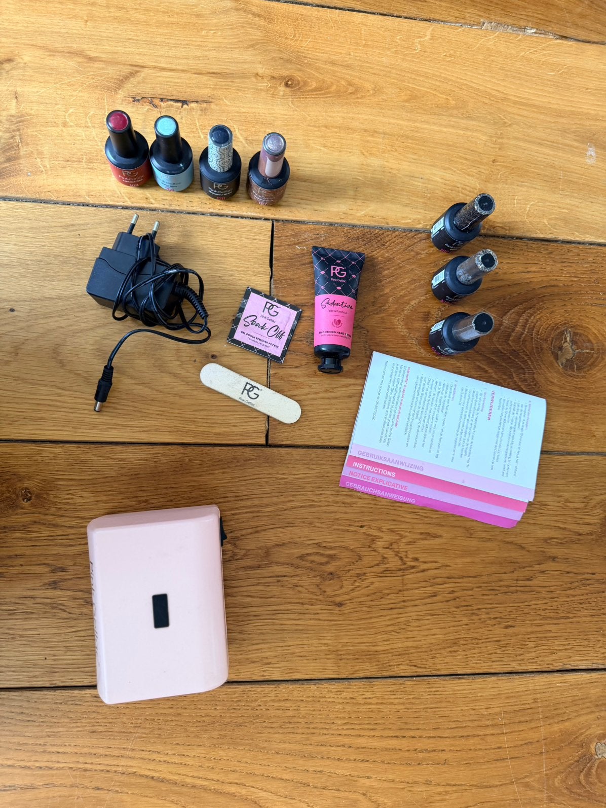 Pink Gellac set!, Spelcomputers en Games, Verzenden, Zo goed als nieuw, Overige kleuren, Overige modellen