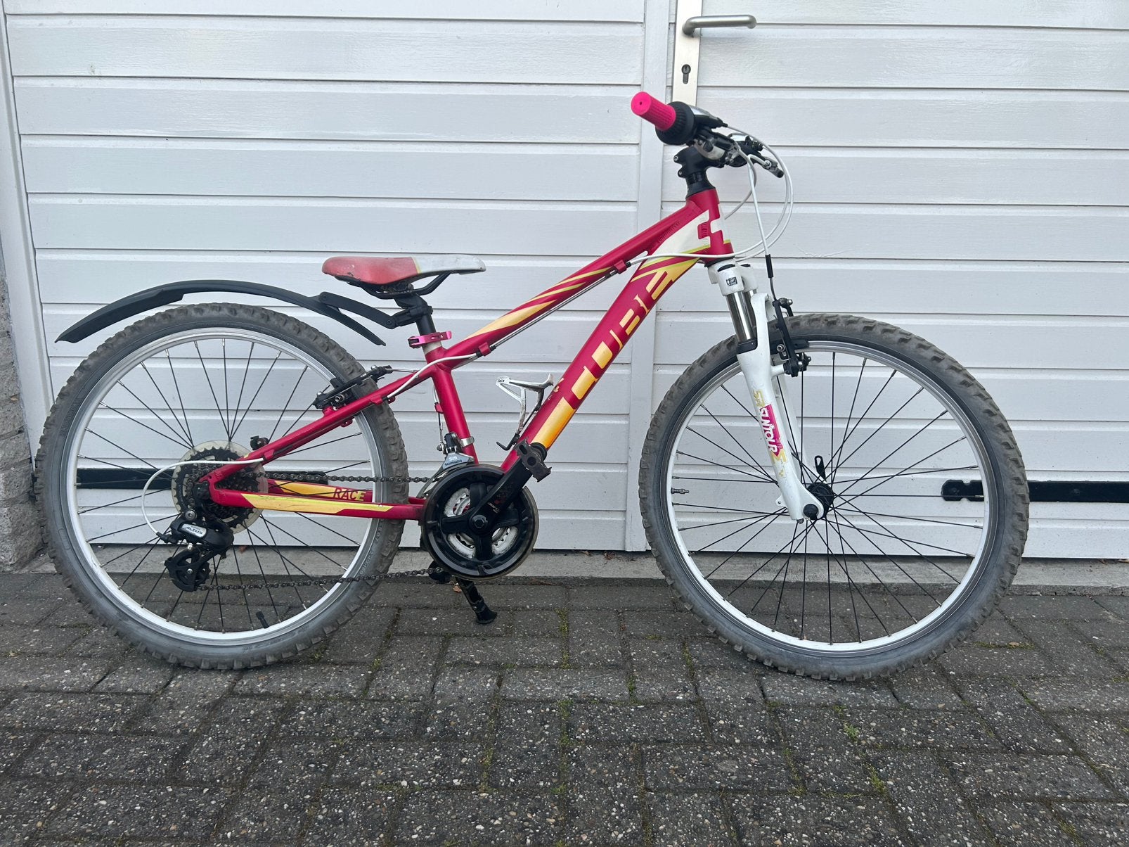 Cube Race 240 24 inch mountainbike, Velgrem, Versnellingen, Ophalen of Verzenden, Gebruikt
