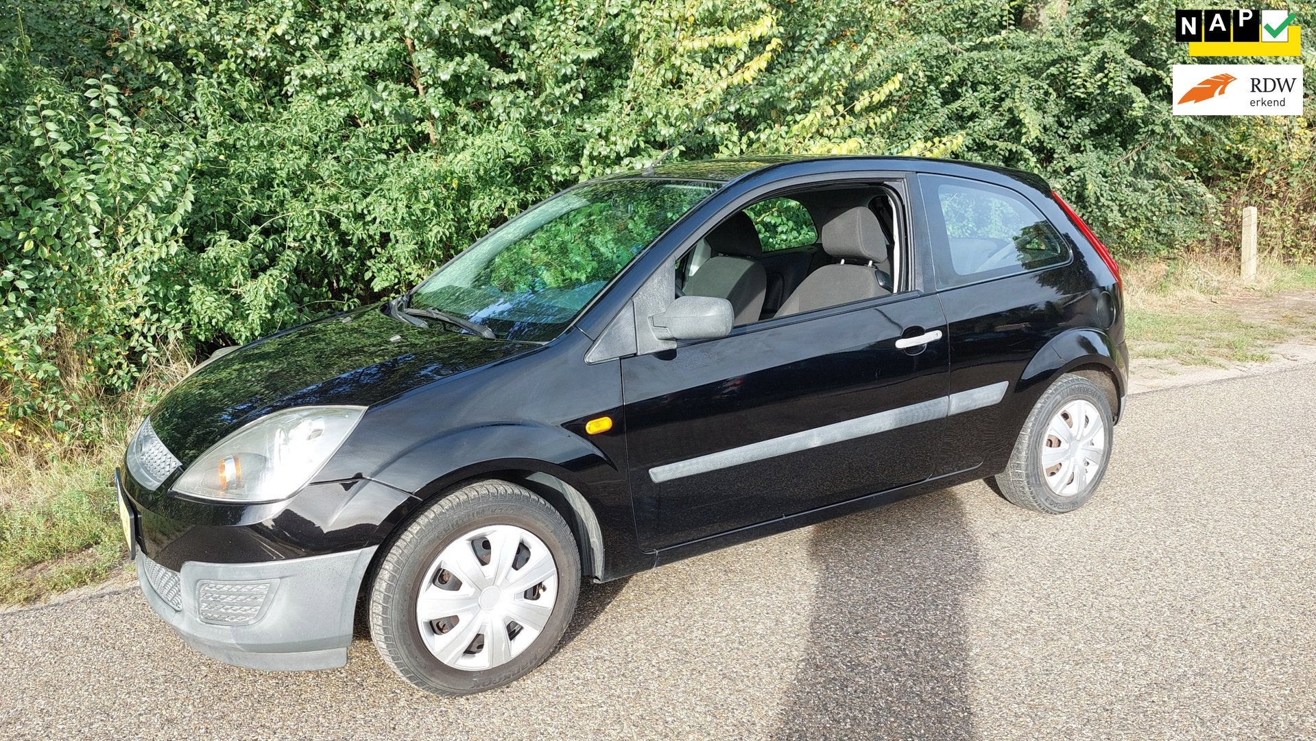 Ford Fiesta 1.3-8V Champion, Auto's, 1299 cc, 4 cilinders, Zwart, Origineel Nederlands