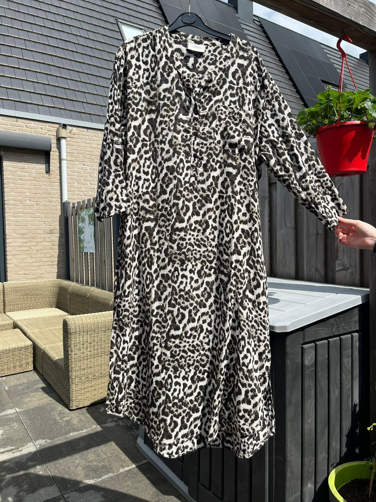 Freequent panterprint jurk midi maat L, Kleding | Dames, Ophalen of Verzenden, Zo goed als nieuw, Bruin, Onder de knie