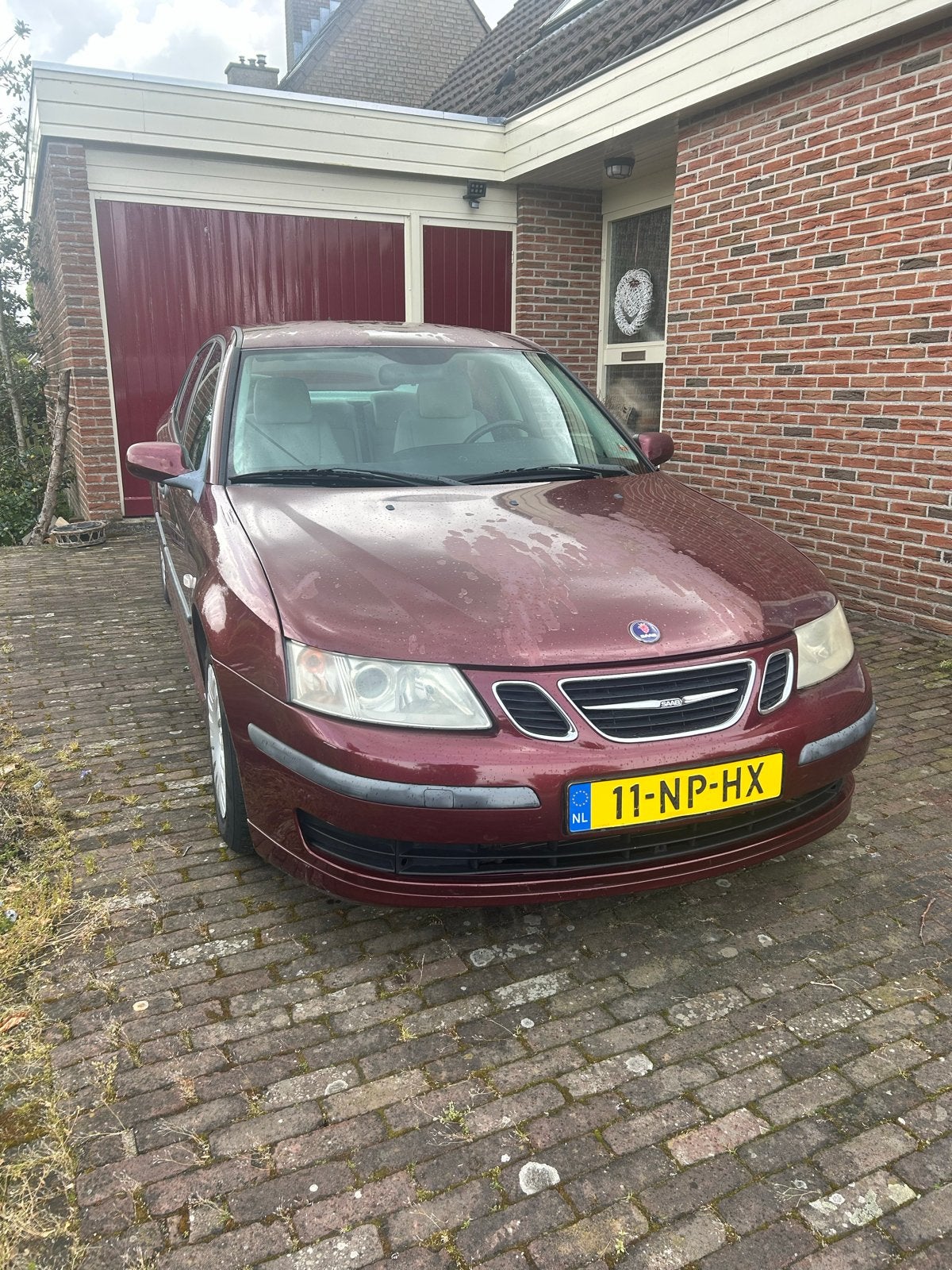 Saab 9-3 1.8 T Sport Sedan 2004 Rood, Voorwielaandrijving, 1998 cc, 4 cilinders, Origineel Nederlands