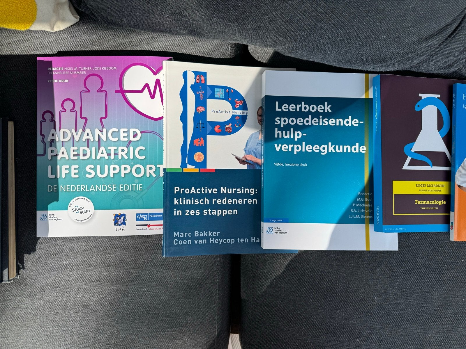 Medische studieboeken: Verpleegkunde, Farmacologie, APLS, Ophalen, Beta, Gelezen, HBO