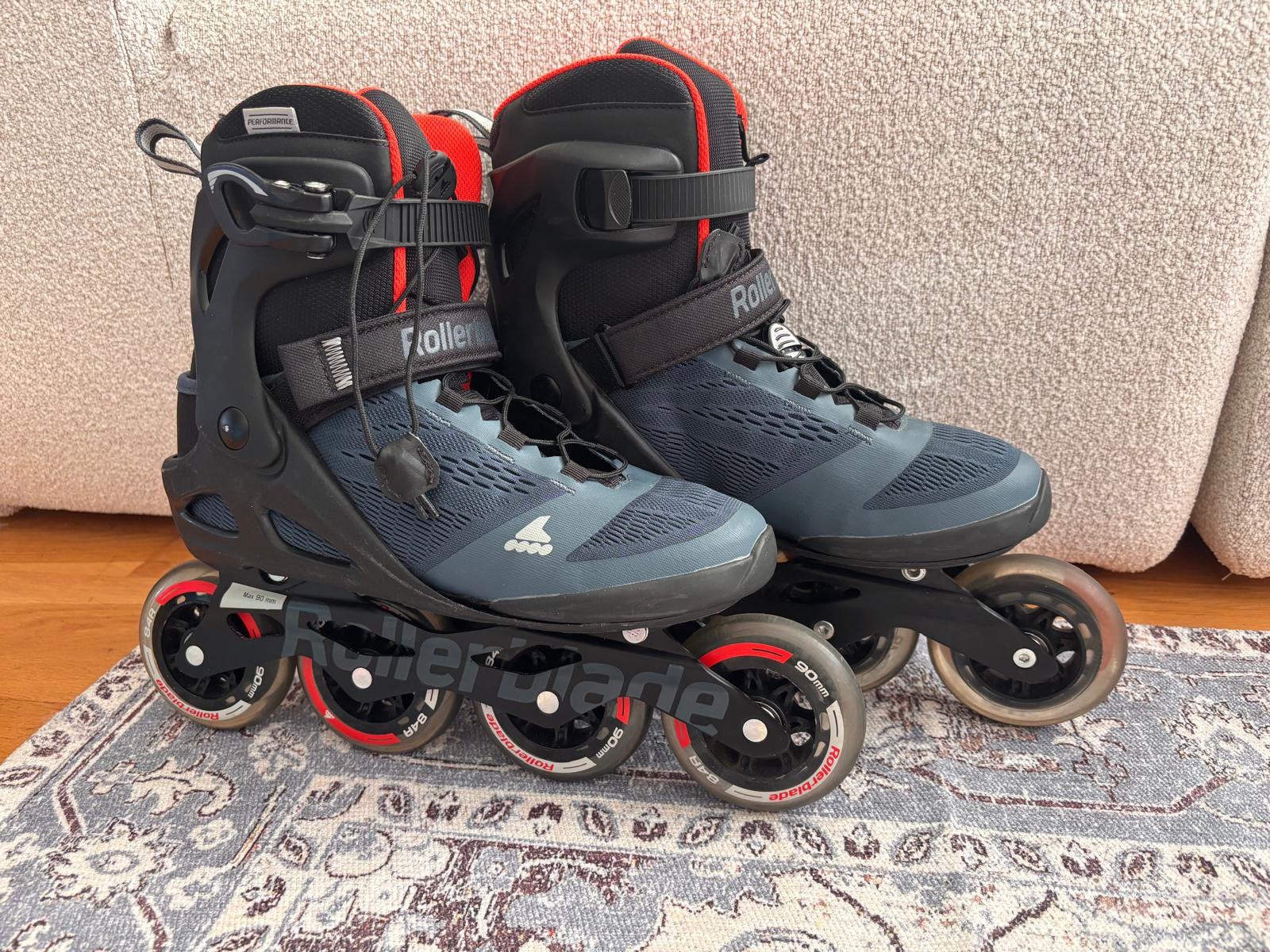 Rollerblades 42.5, Verstelbaar, Heren, Ophalen of Verzenden, Zo goed als nieuw