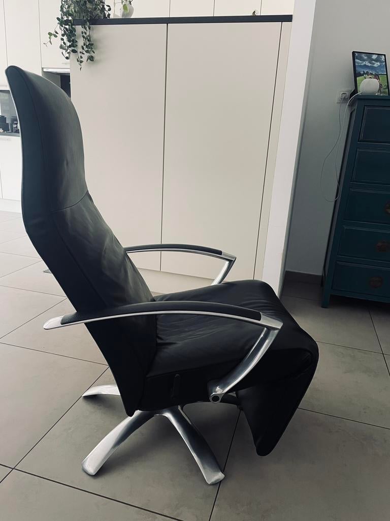 JORI Brainbuilder relaxstoel,zwart leder,design,topkwaliteit, Ophalen, Gebruikt, 50 tot 75 cm
