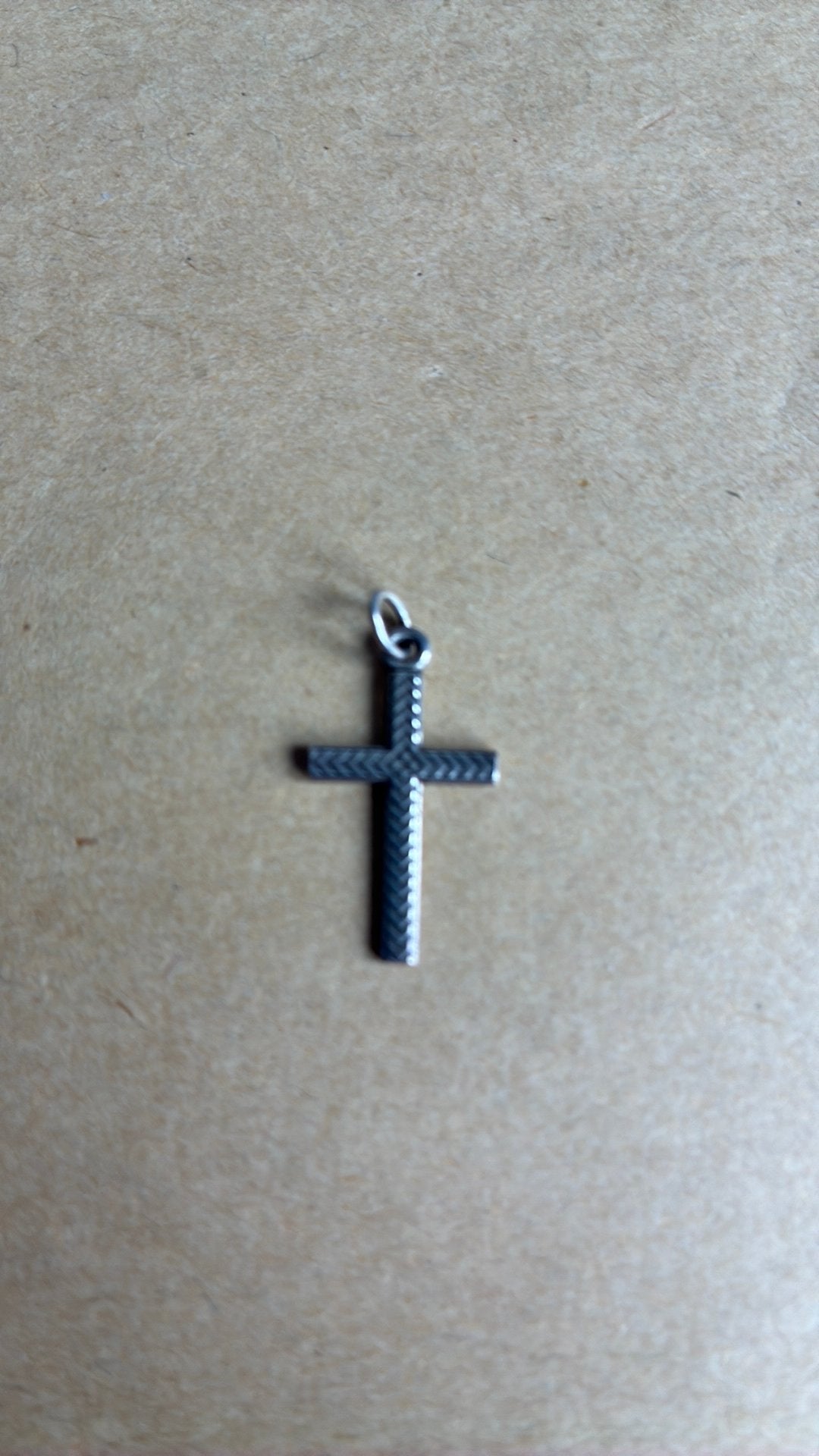 Zilver kruisje hanger keur 830 S, Sieraden, Tassen en Uiterlijk, Kettinghangers, Gebruikt, Ophalen of Verzenden, Kruis of Symbool