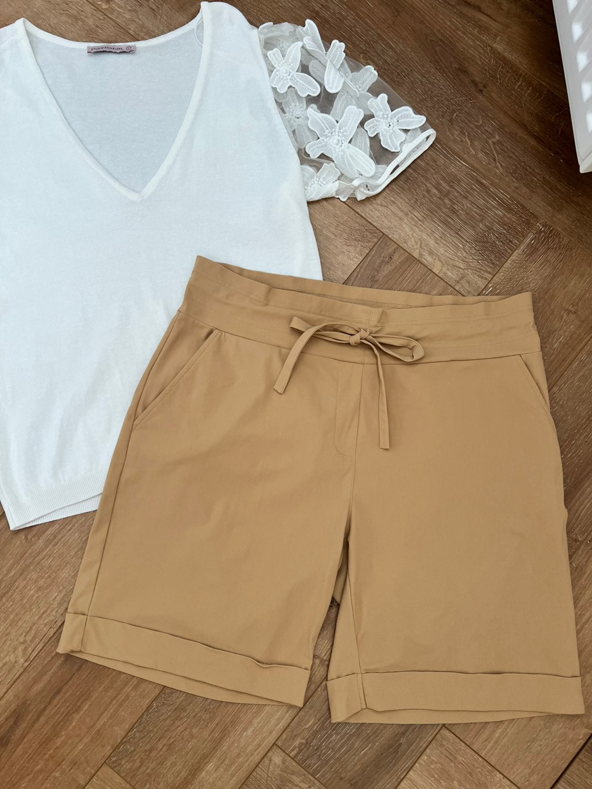 Studio anneloes set L summer pullover & bermuda korte broek, Verzenden, Maat 42/44 (L), Zo goed als nieuw, X