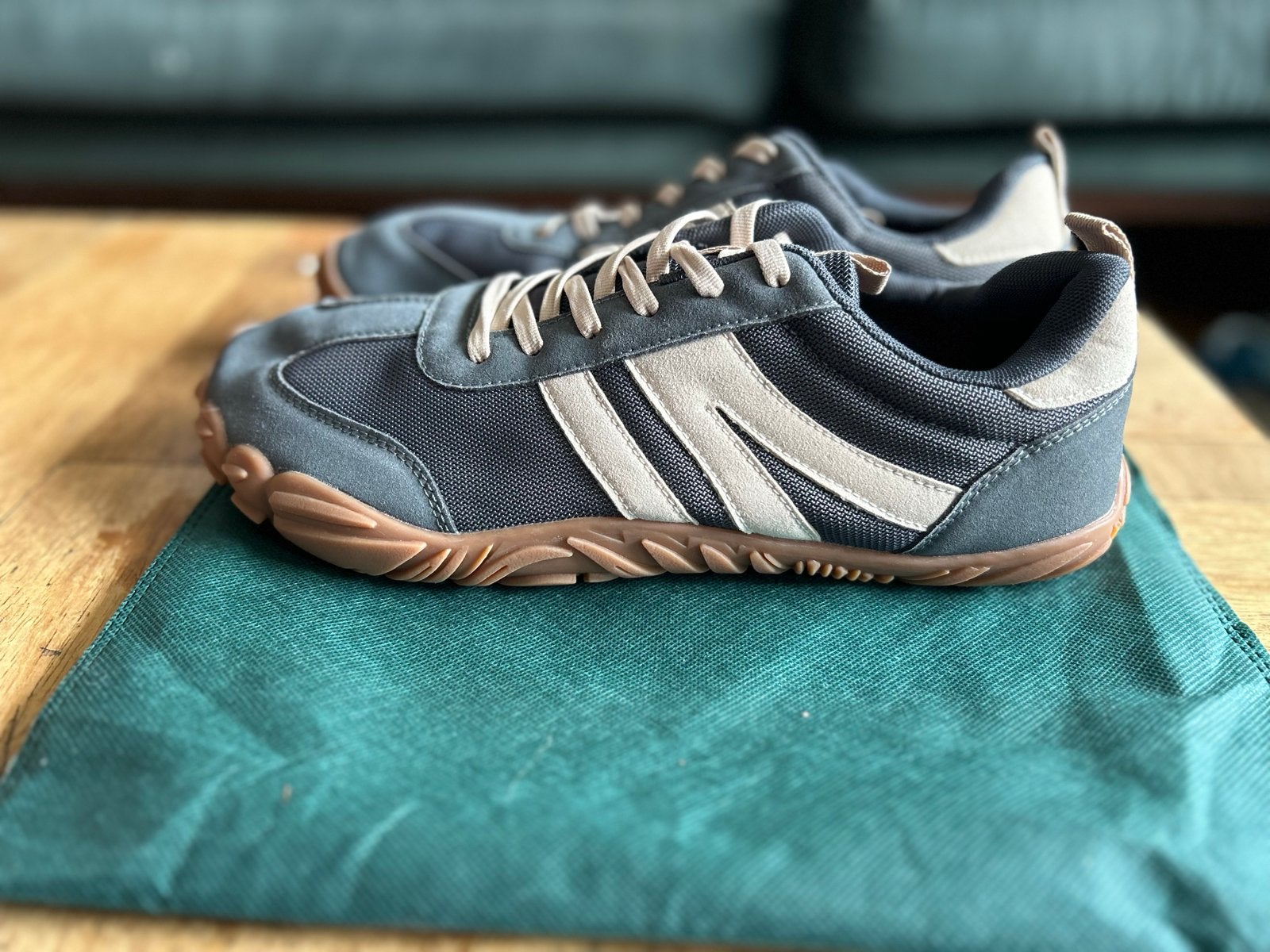 Barefoot Groovers - Azure Coast - Maat 46, Blauw, Nieuw, Ophalen of Verzenden, Sneakers of Gympen