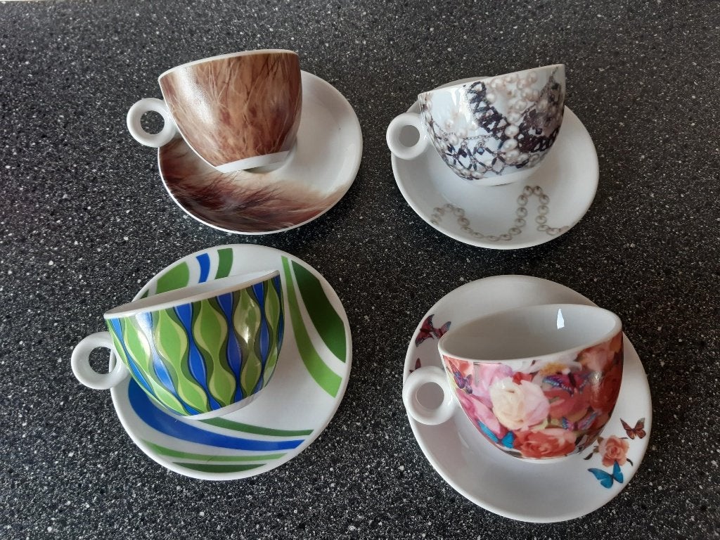 Kop en schotels * 4 stuks, Verzamelen, Ophalen, Zo goed als nieuw, Porselein, Kop en/of schotel