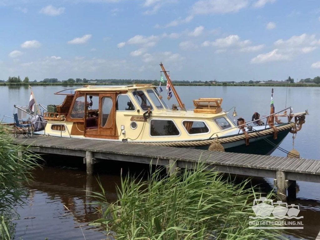 Tukker vlet 9.50 motorjacht, Watersport en Boten, Motorboten en Motorjachten, Gebruikt, Staal, Diesel, Binnenboordmotor, Biminitop