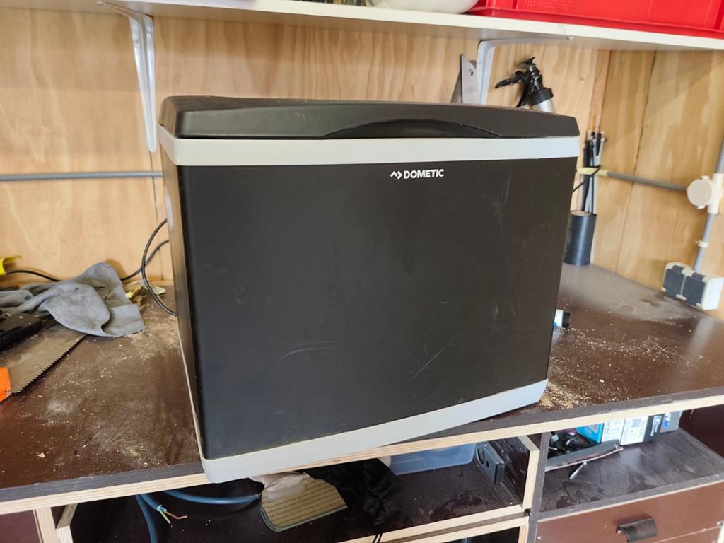 Dometic CoolFun Koelbox 12V/230V voor Camping/Boot/Camper, Ophalen of Verzenden, Gebruikt, Koelbox, Elektrisch
