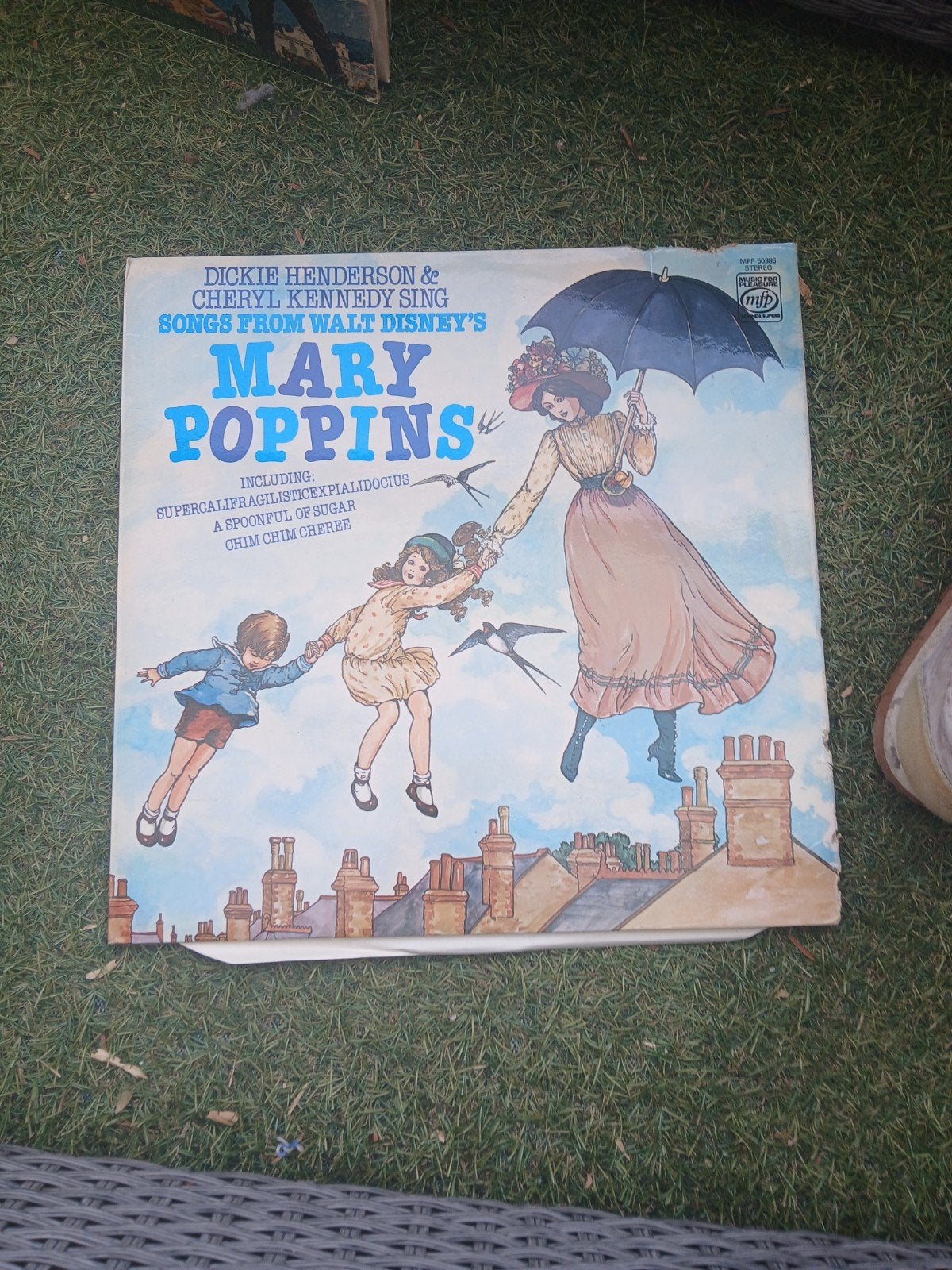 Walt Disney's Mary Poppins LP - Dickie Henderson, Ophalen of Verzenden, 1960 - 1969, Gebruikt, 12 inch
