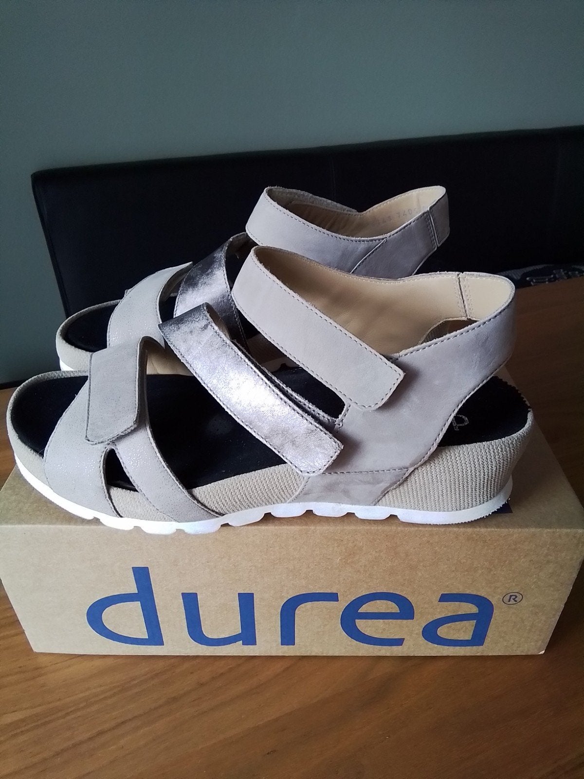 Durea Neska sandalen - Nieuw in doos, maat 42, Kleding | Dames, Schoenen, Ophalen of Verzenden, Nieuw, Overige kleuren, Sandalen of Muiltjes