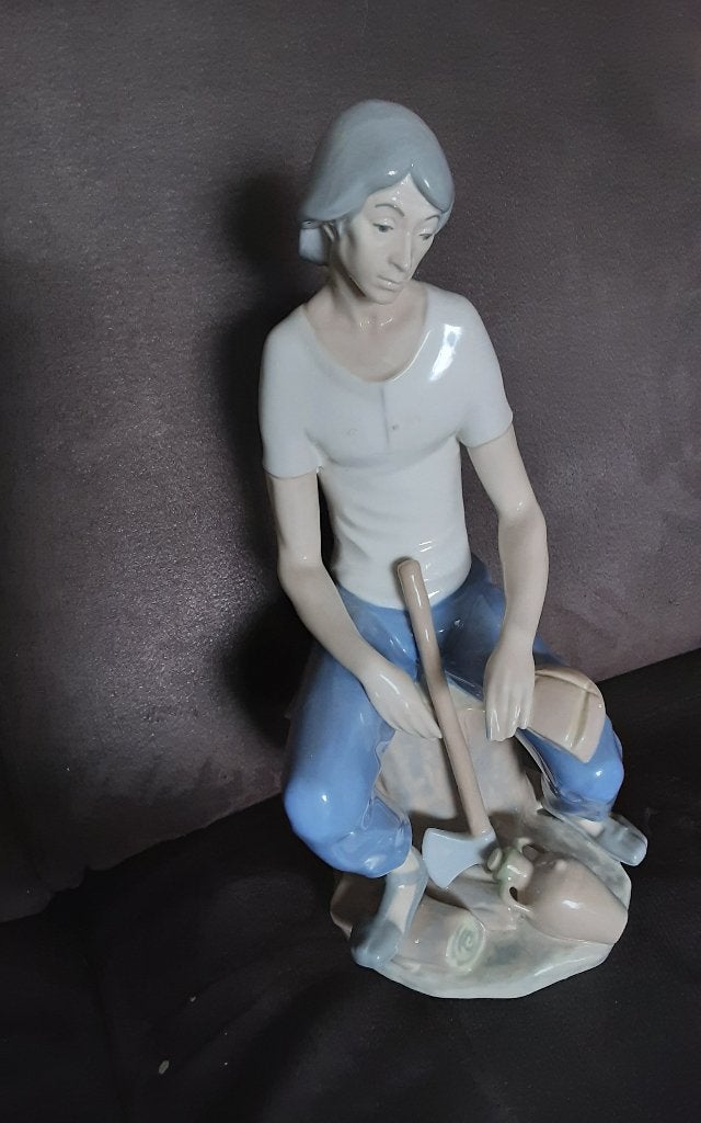 Spaans porselein beeld, Verzamelen, Ophalen of Verzenden, Zo goed als nieuw, Mens