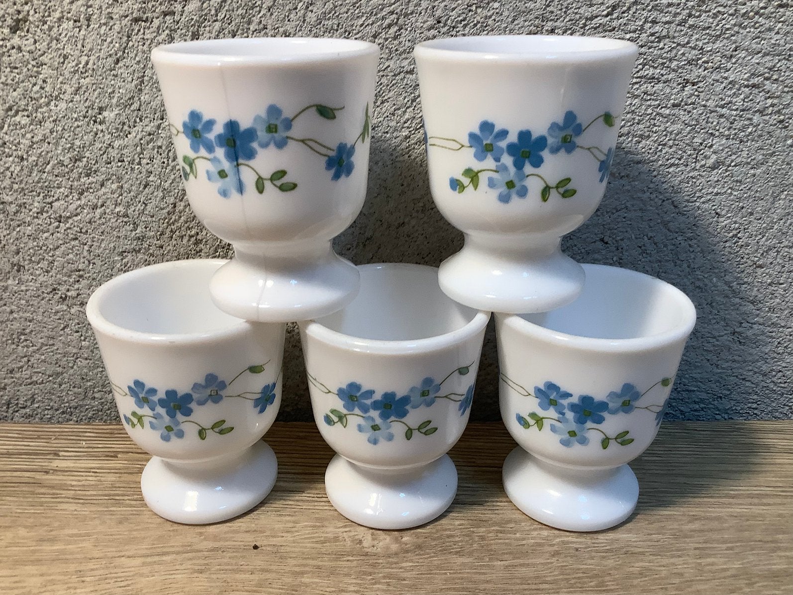 Vintage arcopal veronica eierdopjes met vergeet me nietjes, Ophalen of Verzenden