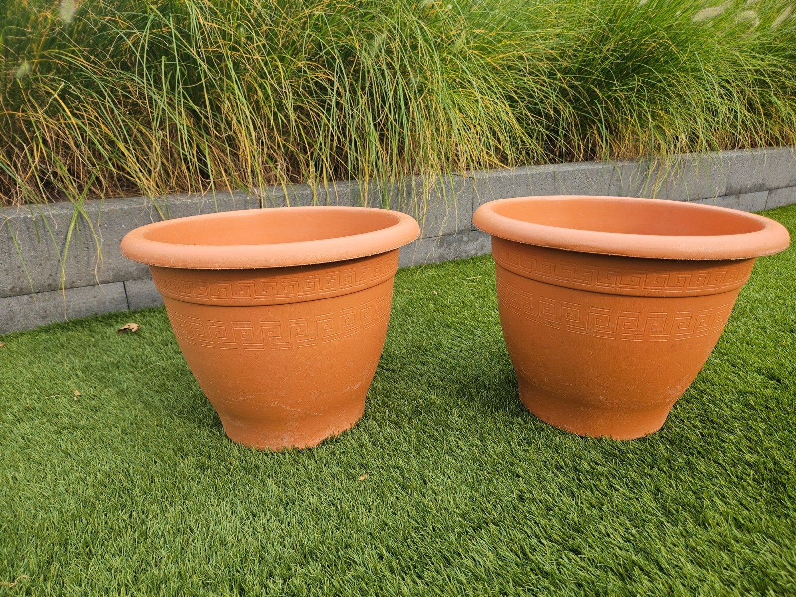2 st. gebr. kunststof bloempot, terracotta kleur, Ophalen, Kunststof, Gebruikt, Binnen