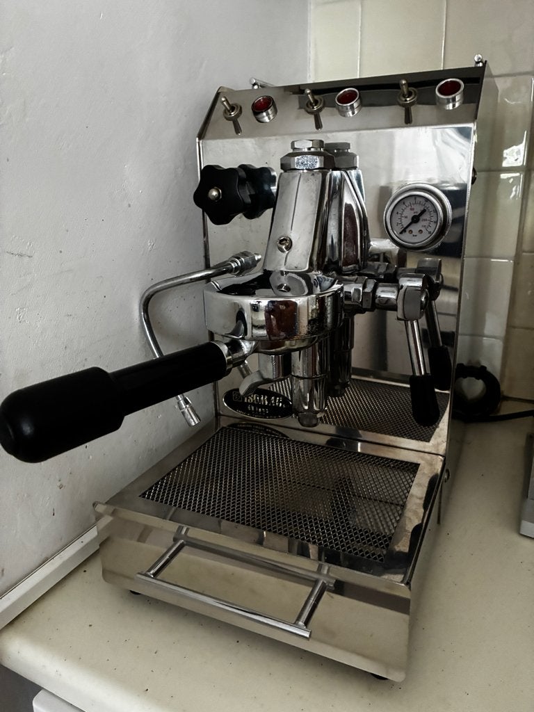 Isomac Zaffiro E61 espressomachine – Italiaans, Witgoed en Apparatuur, Koffiezetapparaten, Ophalen, Gebruikt, 2 tot 4 kopjes, Afneembaar waterreservoir