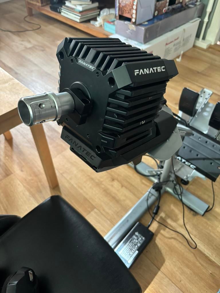 Fanatec CSL DD QR1 (8Nm) wheel base + CSL pedals, Computers en Software, Joysticks, Zo goed als nieuw, Ophalen of Verzenden