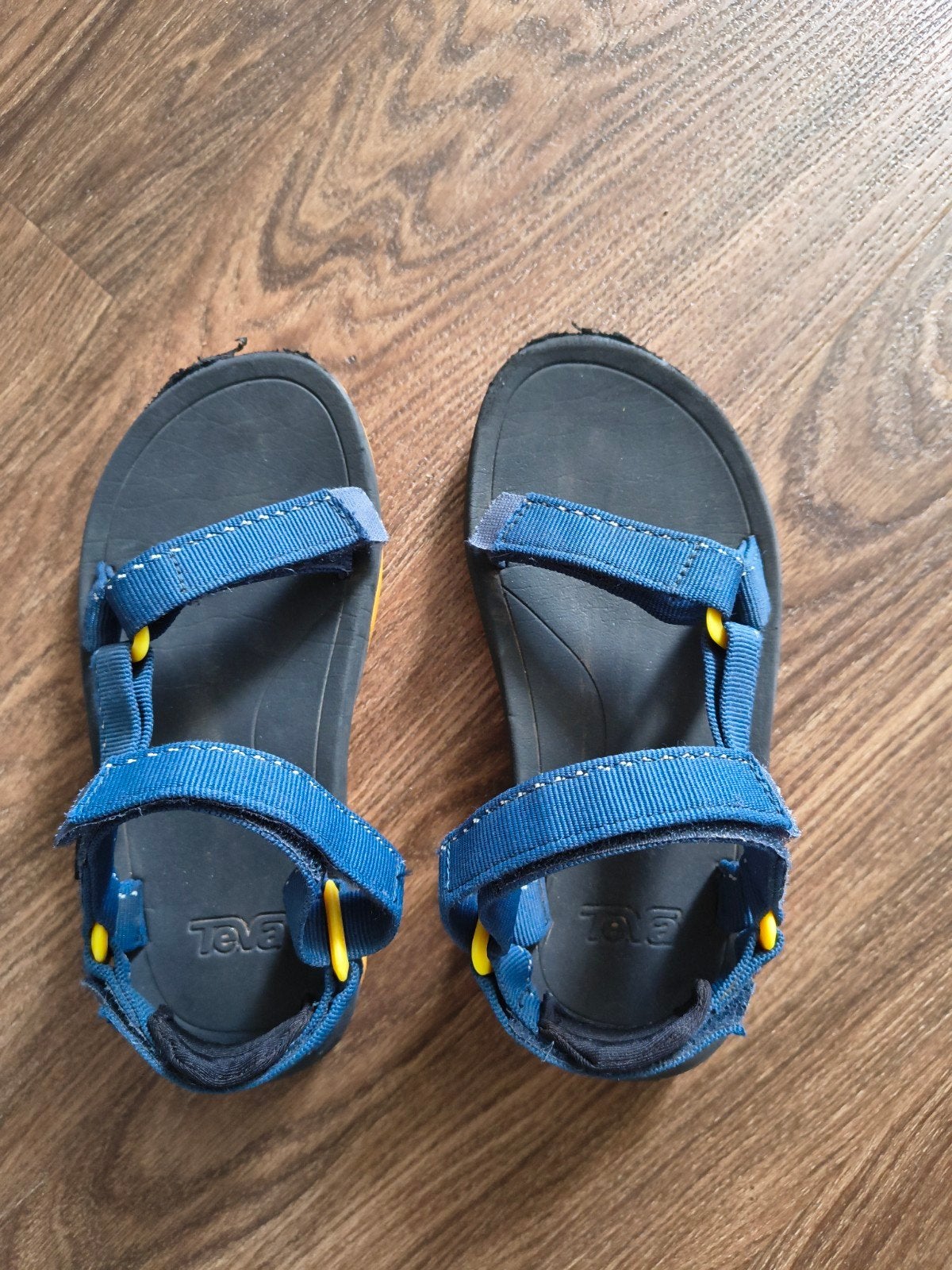 Teva sandalen maat 32 - Blauw, Ophalen of Verzenden