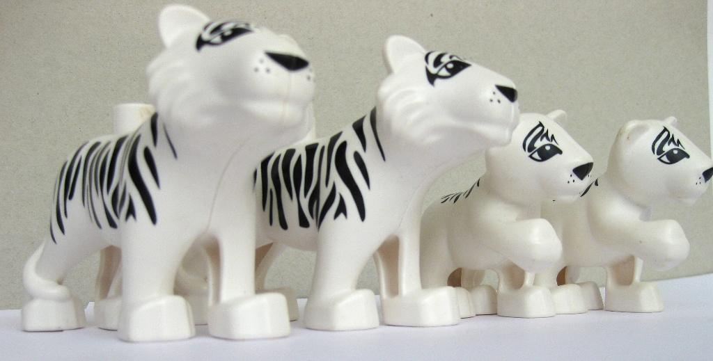 Lego Duplo Tijger Familie Vader /Moeder /En 2 Tijgertjes, Ophalen of Verzenden, Zo goed als nieuw, Compleet, Duplo