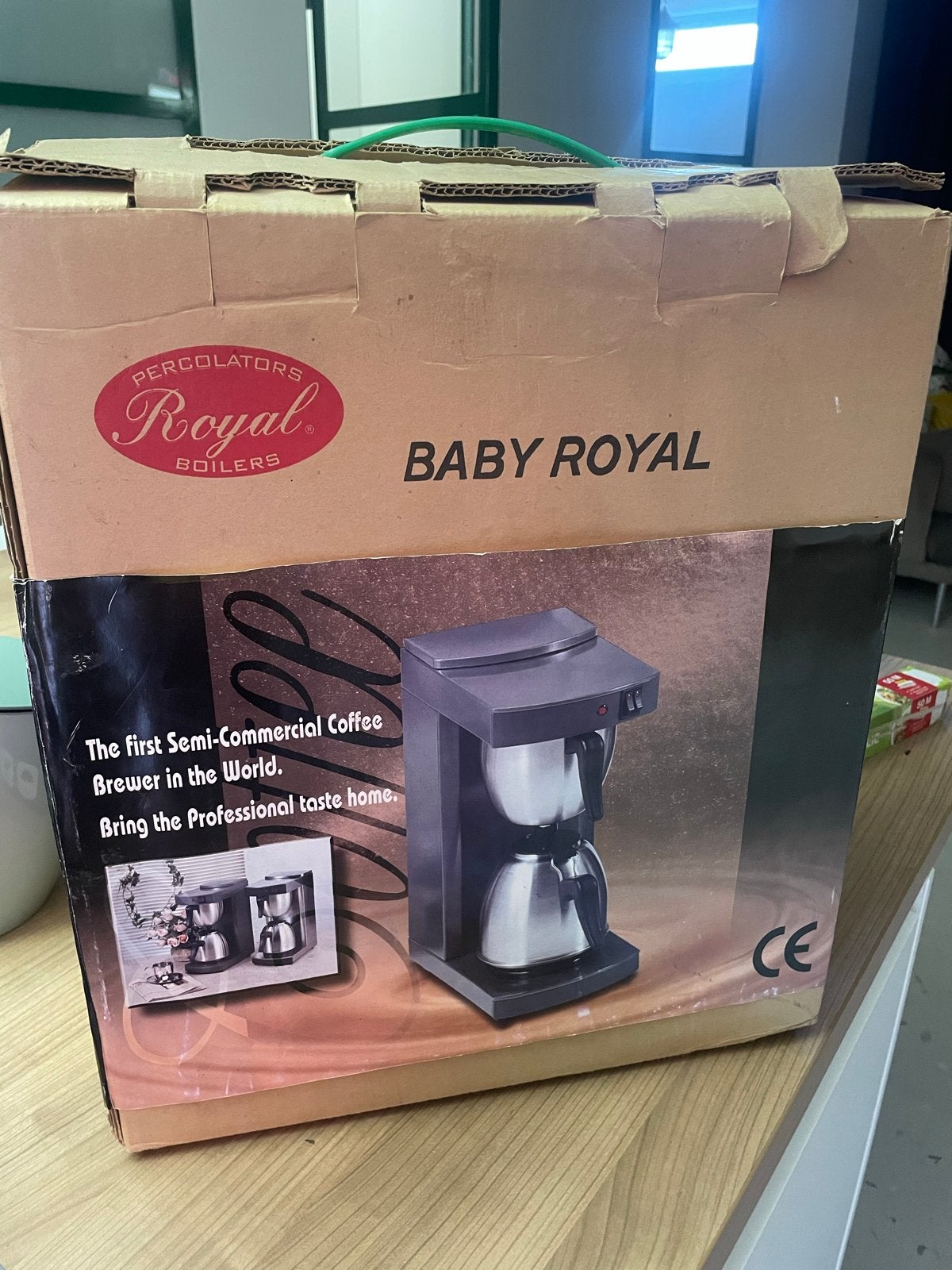 Baby Royal Koffiezetapparaat - Nieuw in doos, 10 kopjes of meer, Gemalen koffie, Ophalen of Verzenden, Koffiemachine