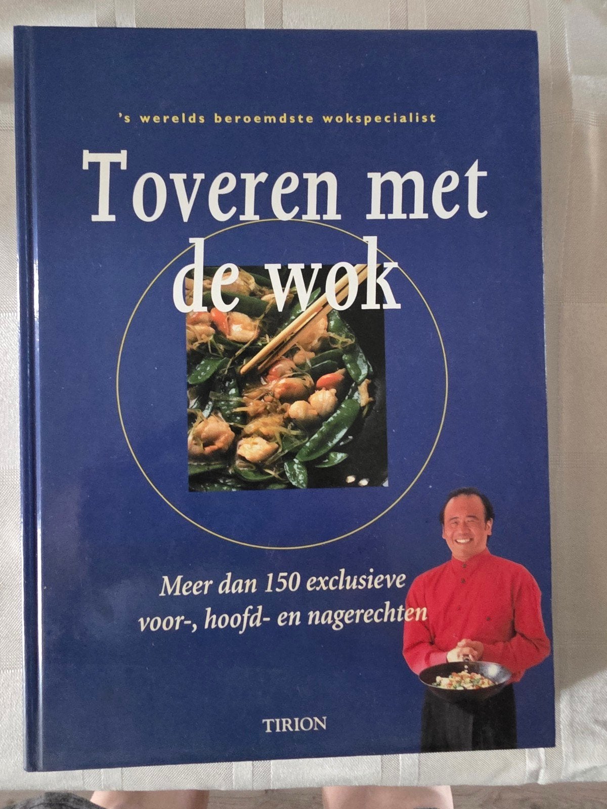 K. Hom - Toveren met de wok, Hoofdgerechten, Azië en Oosters, Ophalen of Verzenden, Zo goed als nieuw