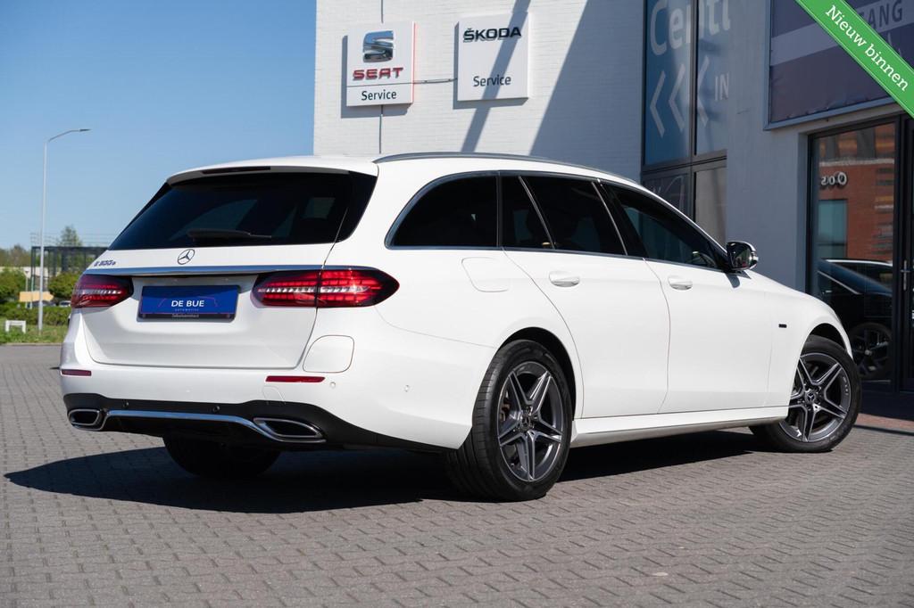 Mercedes E-klasse Estate 300 e AMG | Trekhaak | Hybride | Wi, Auto's, Mercedes-Benz, Automaat, Achterwielaandrijving, Gebruikt