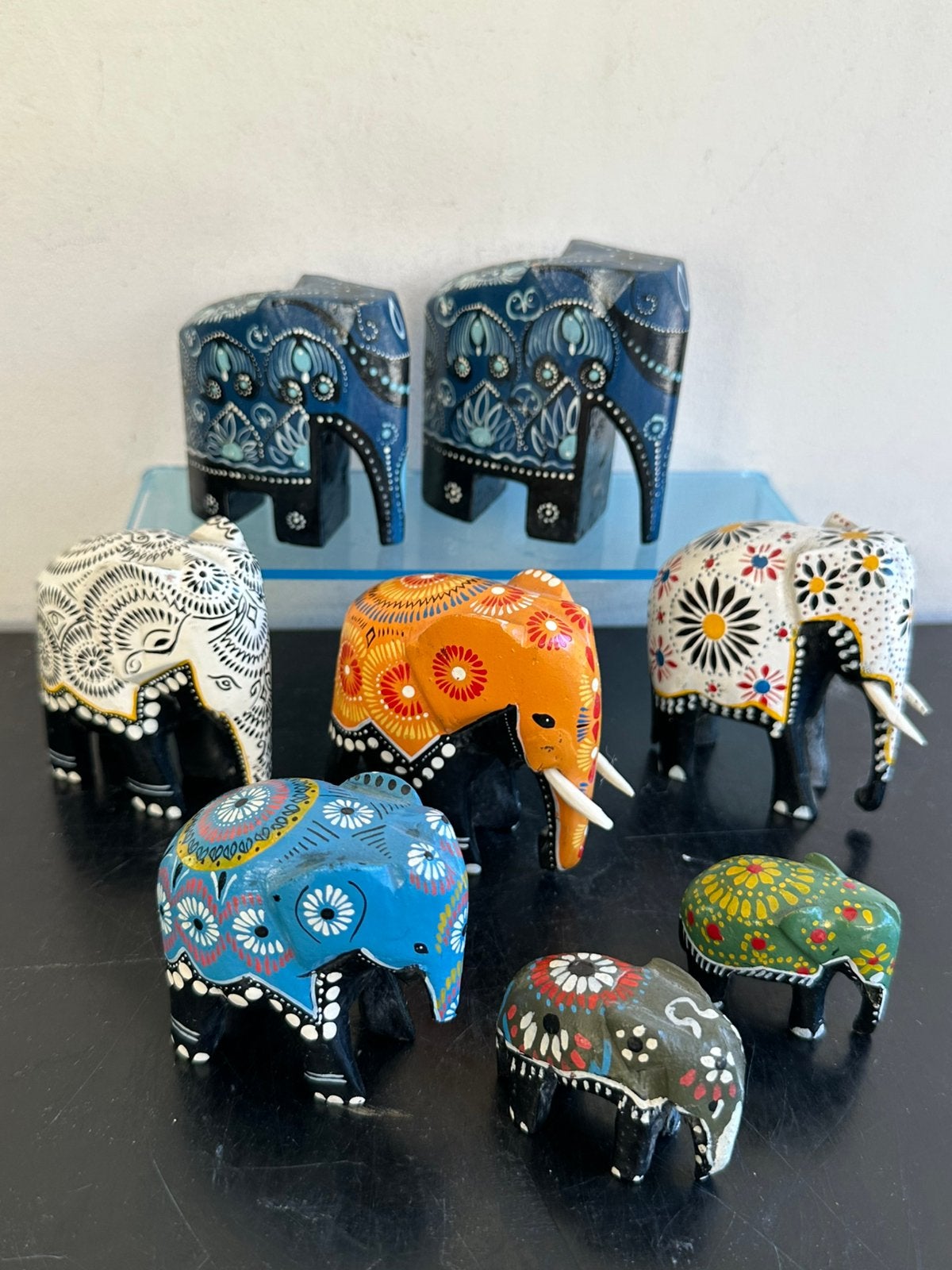 Oosters Houtsnijwerk geverfde Olifant beeldjes, Verzamelen, Beelden en Beeldjes, Ophalen of Verzenden, Gebruikt