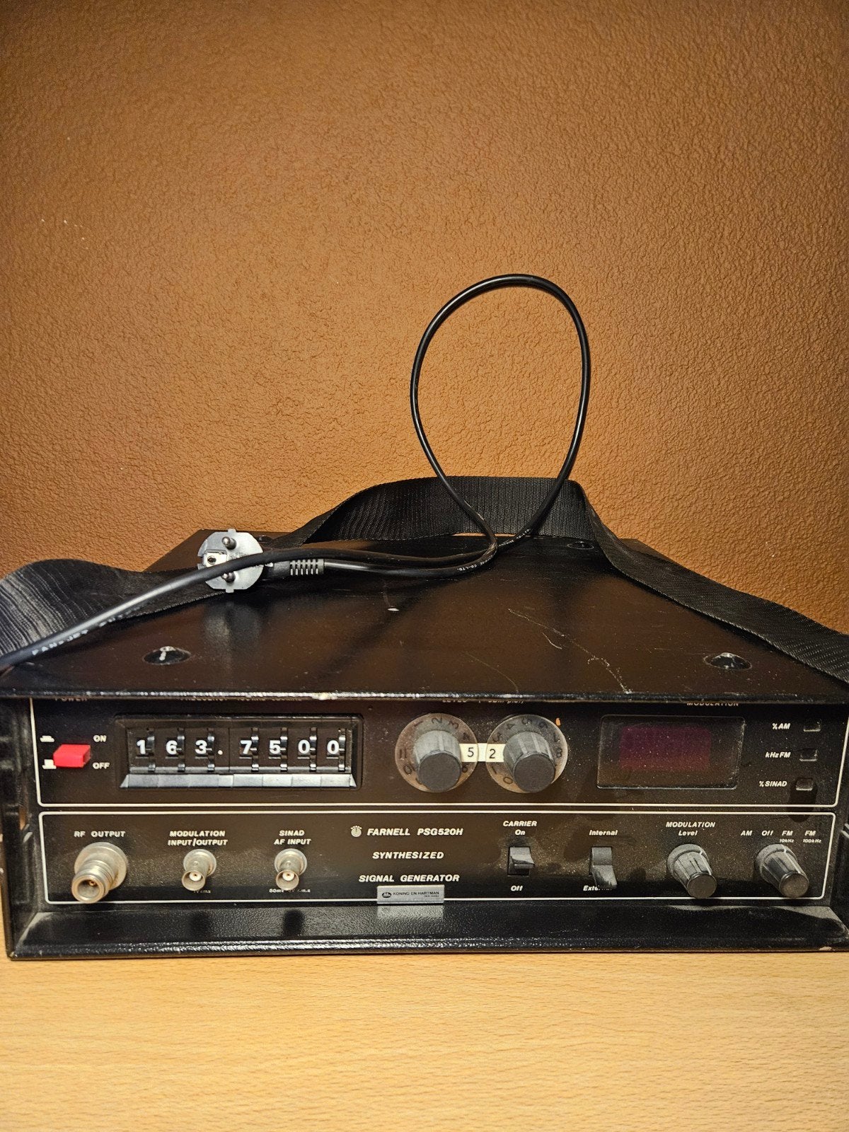 Farnell PSG520H Gesynthetiseerde Signaalgenerator signal, Ophalen of Verzenden