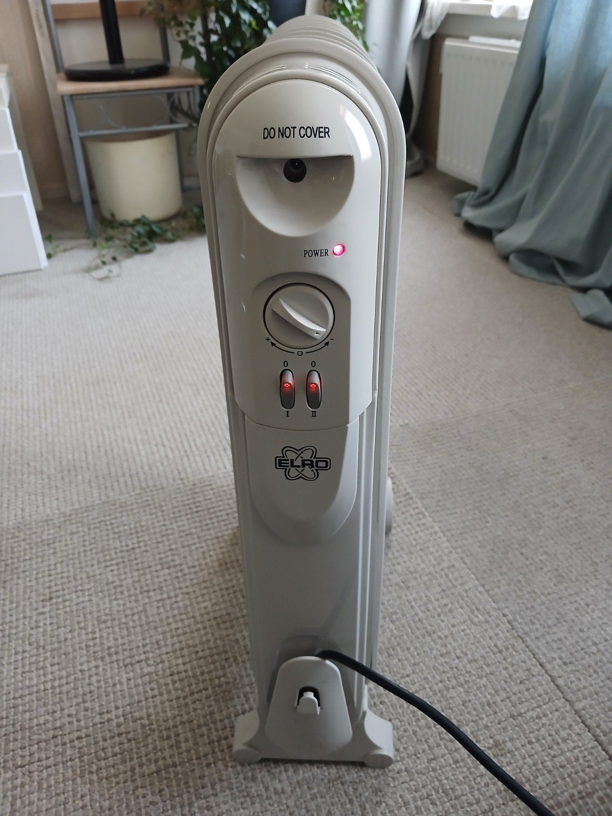 Merk: Elro , kleur grijs.., Ophalen, 30 tot 80 cm, Gebruikt, Radiator